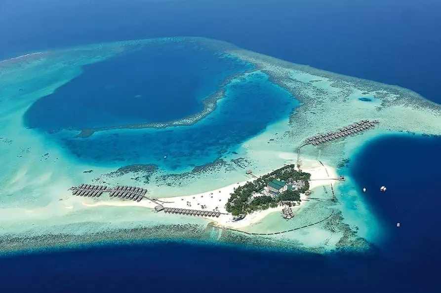 Malediwy Ari Atol Alifu Atoll Constance Moofushi Maldives