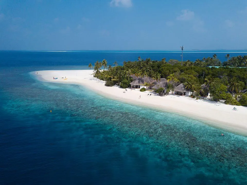Malediwy Baa Atol Hirundhoo Dreamland - The Unique Sea & Lake Resort Spa