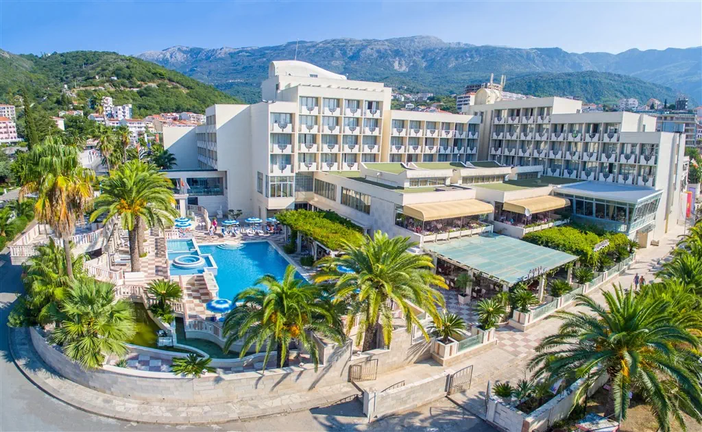 Czarnogóra Riwiera Czarnogórska Becici Hotel MEDITERAN - Pobyt 2024 HB, BB