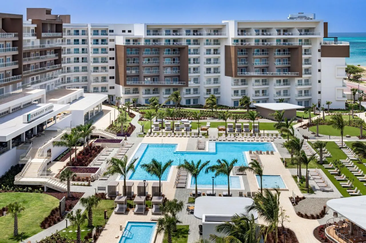 Karaiby ARUBA Eagle Beach Embassy Suites by Hilton Aruba Resort