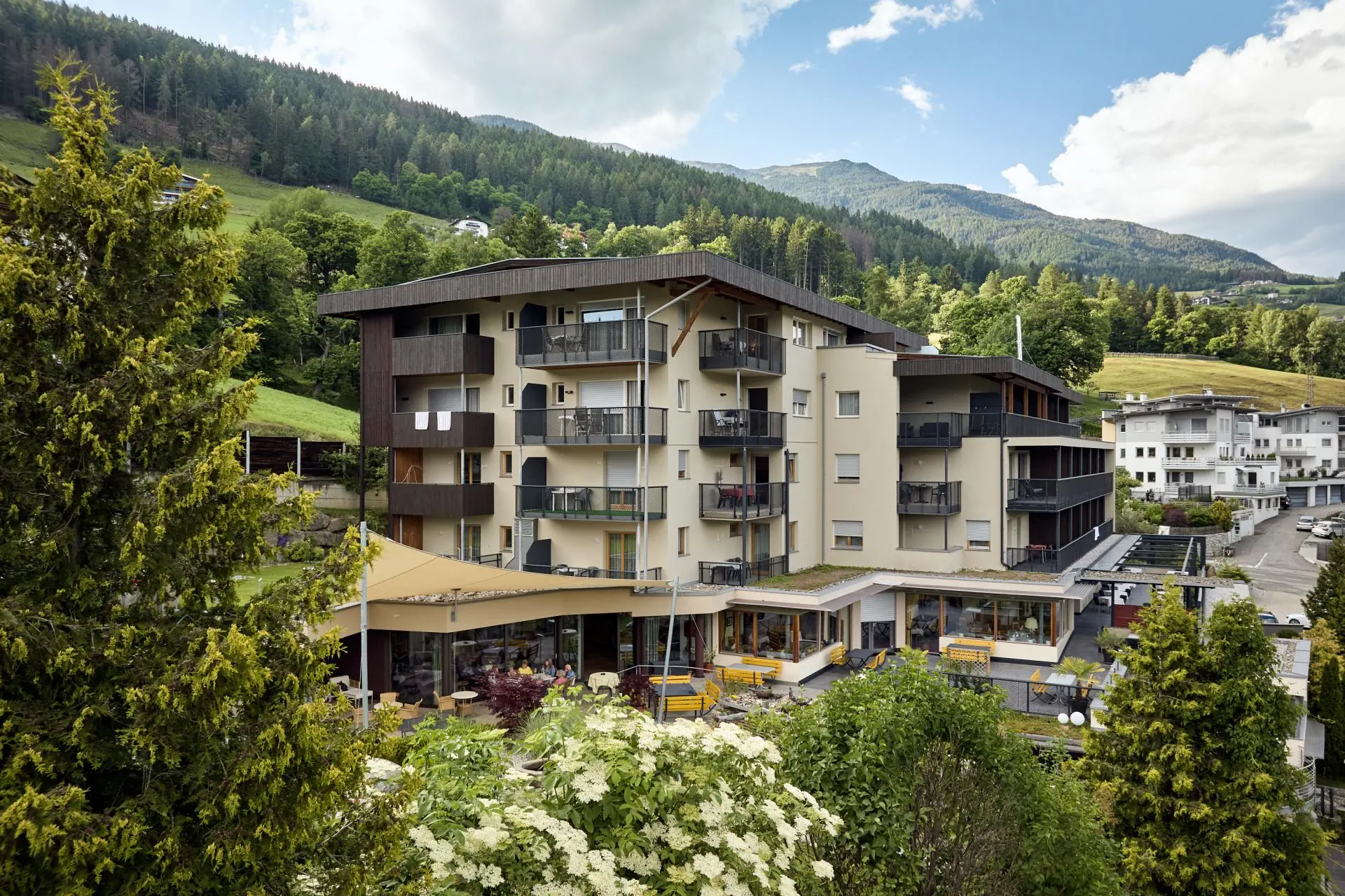 Włochy Południowy Tyrol Feldthurns Panorama Wellnesshotel Feldthurnerhof