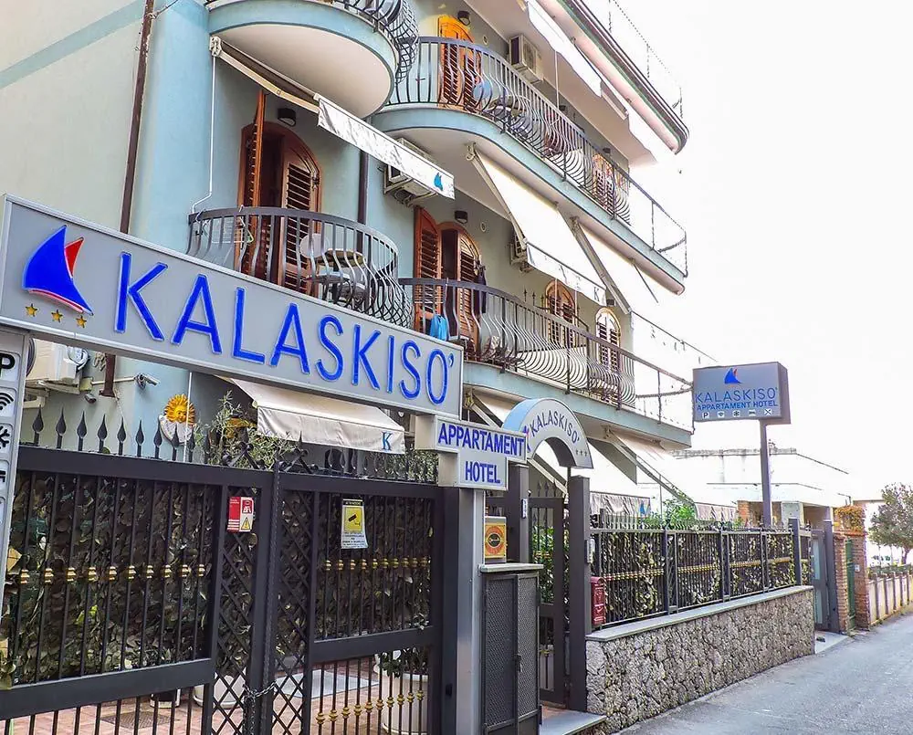 Włochy Sycylia Giardini Naxos Aparthotel Kalaskiso