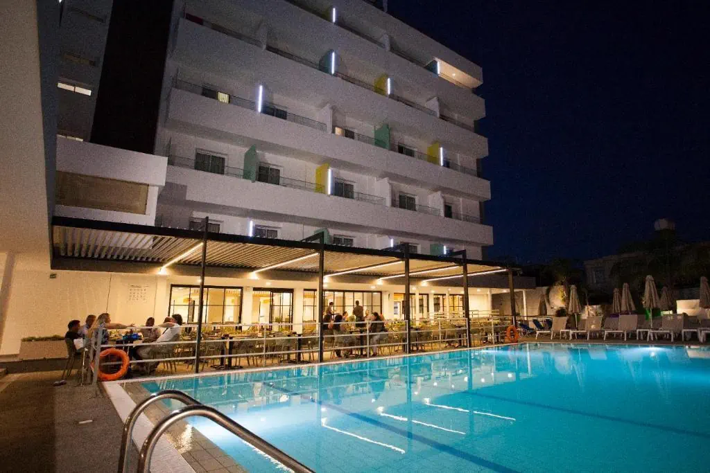 Cypr Limassol Limassol Hotel Pefkos City
