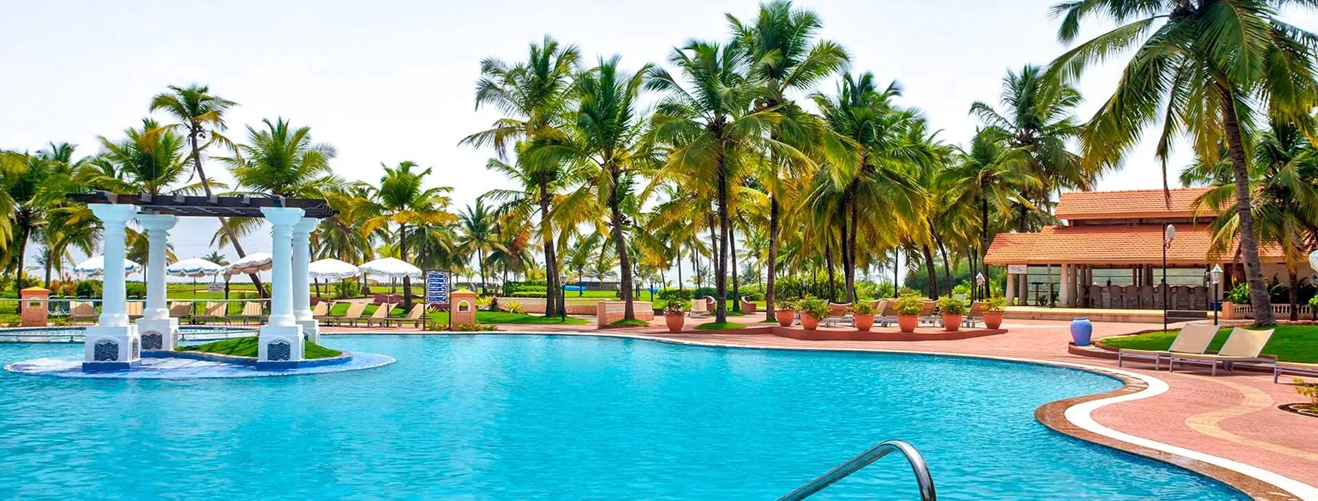 Indie Goa Goa Holiday Inn Beach Resort