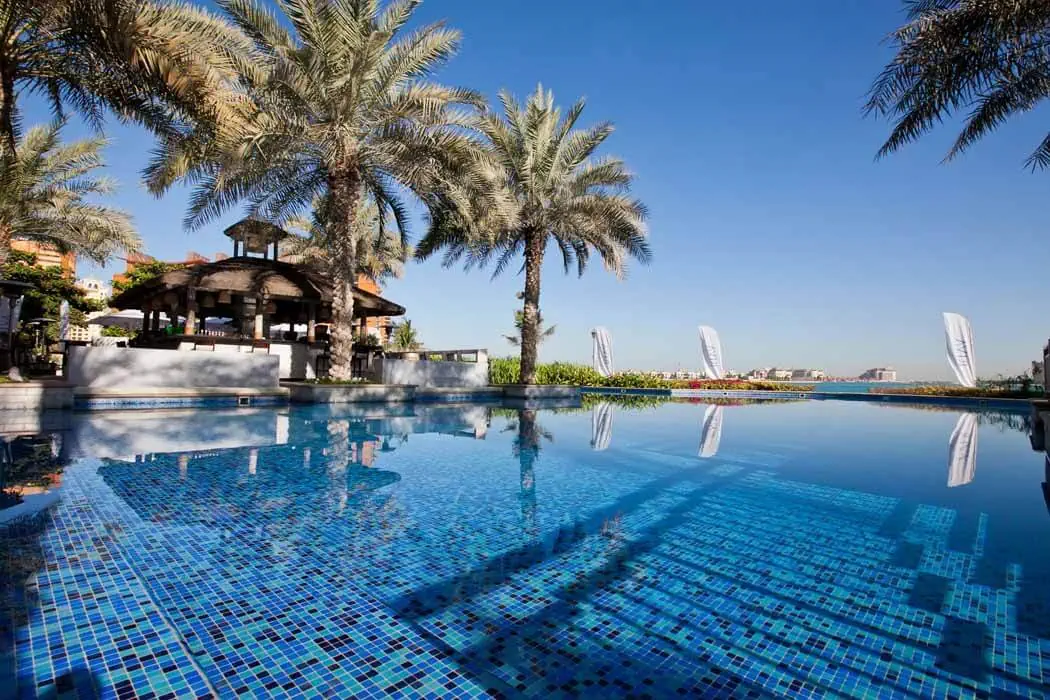 Emiraty Arabskie Dubaj Dubaj MOVENPICK HOTEL JUMEIRAH LAKES TOWERS