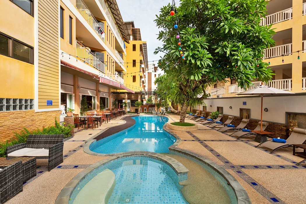 Tajlandia Phuket Patong LA VINTAGE RESORT  (ex. POPPA PALACE HOTEL)