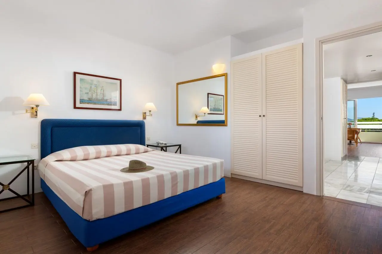 HOTEL Dionysos