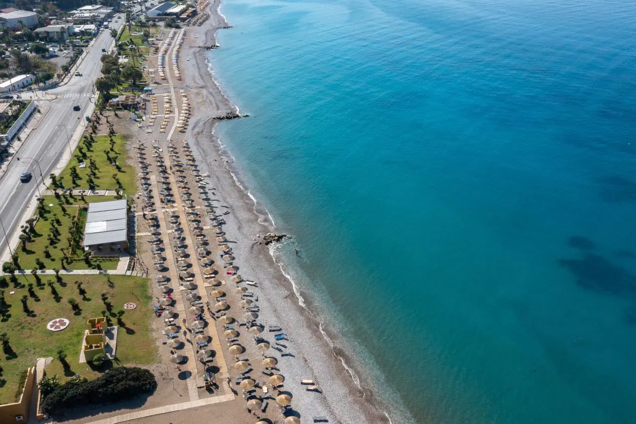 HOTEL Dionysos