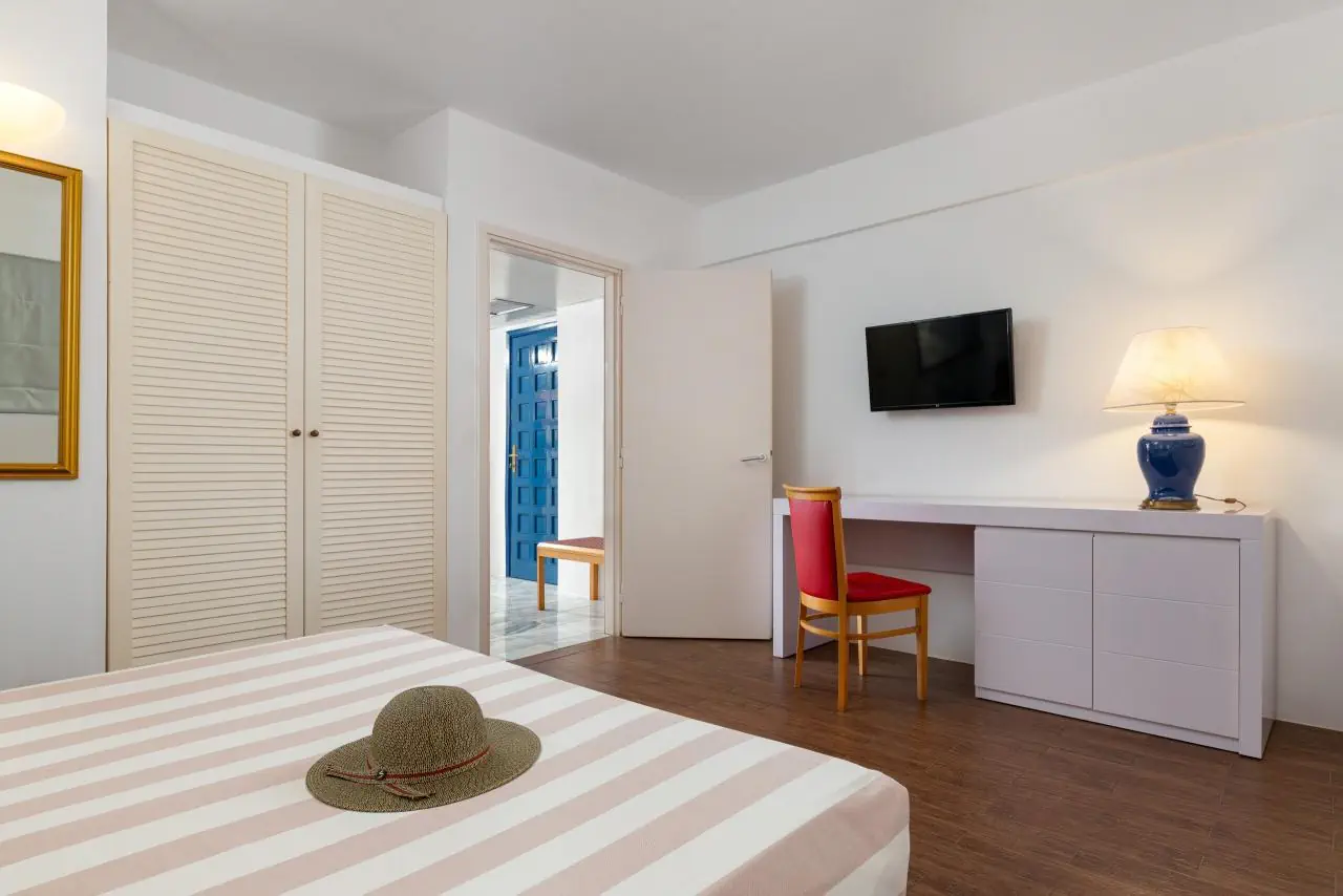 HOTEL Dionysos