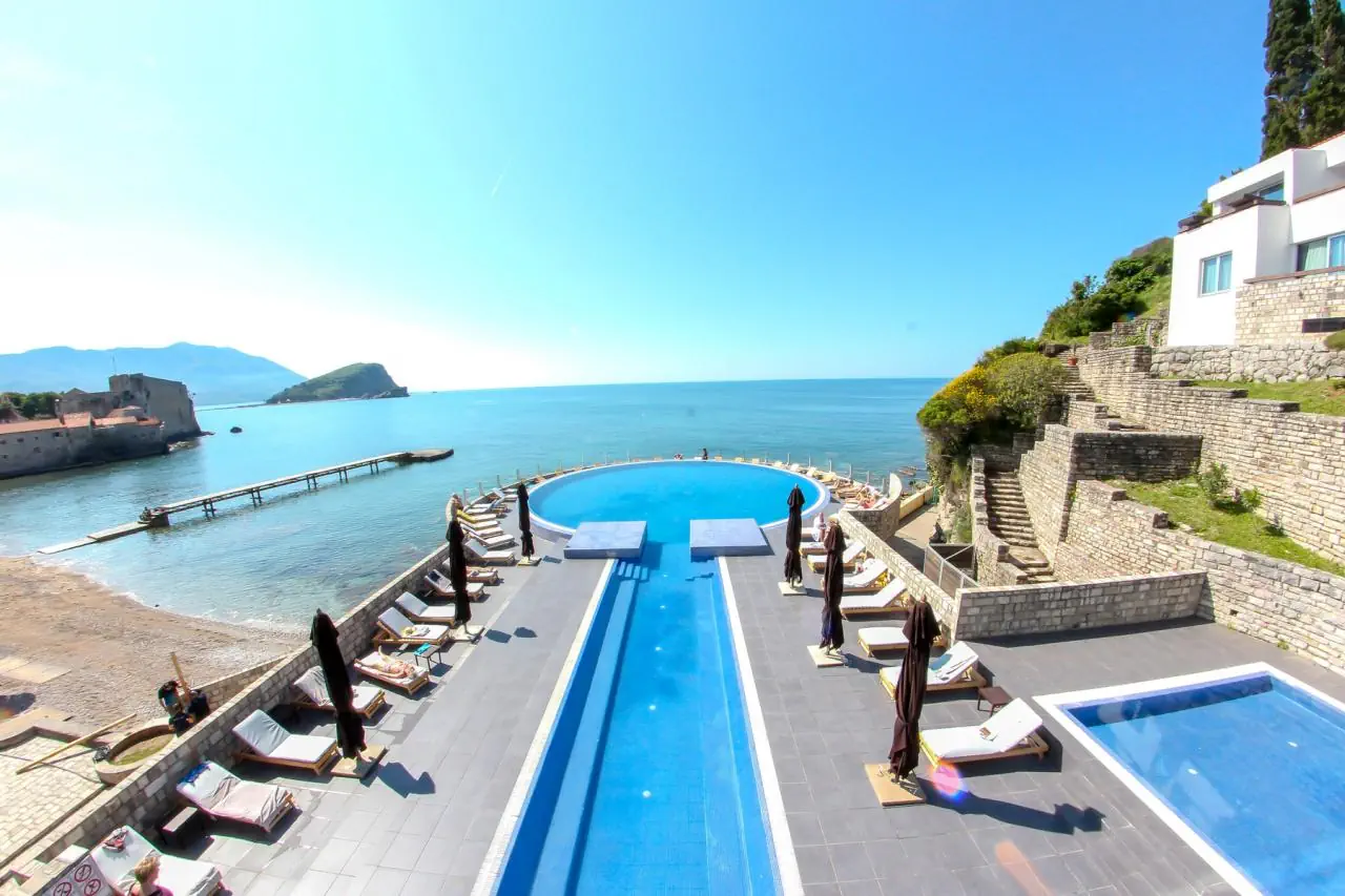 HOTEL Avala Resort & Villas