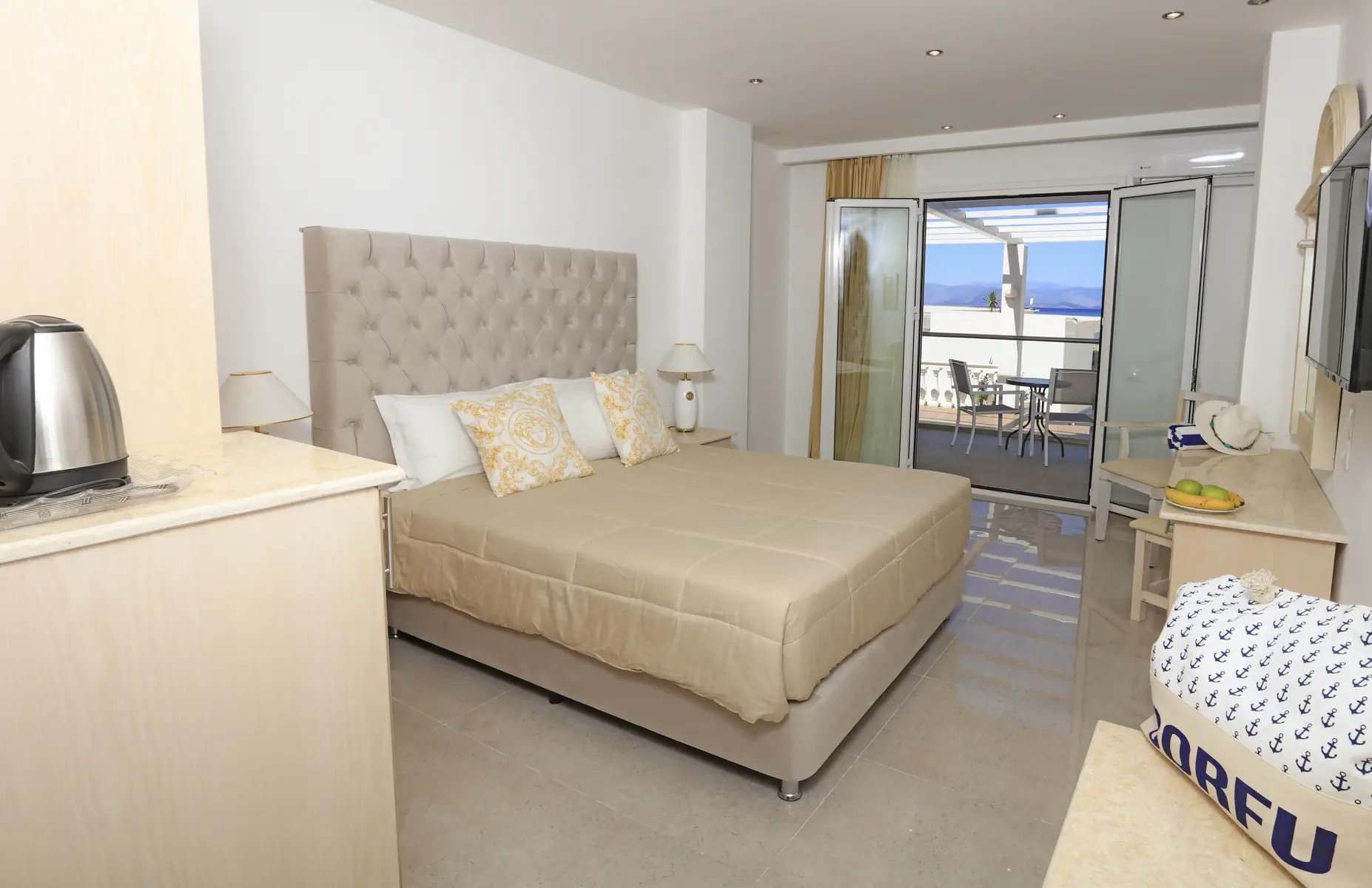 Cavomarina Beach (Kavos) - zdjęcie 5