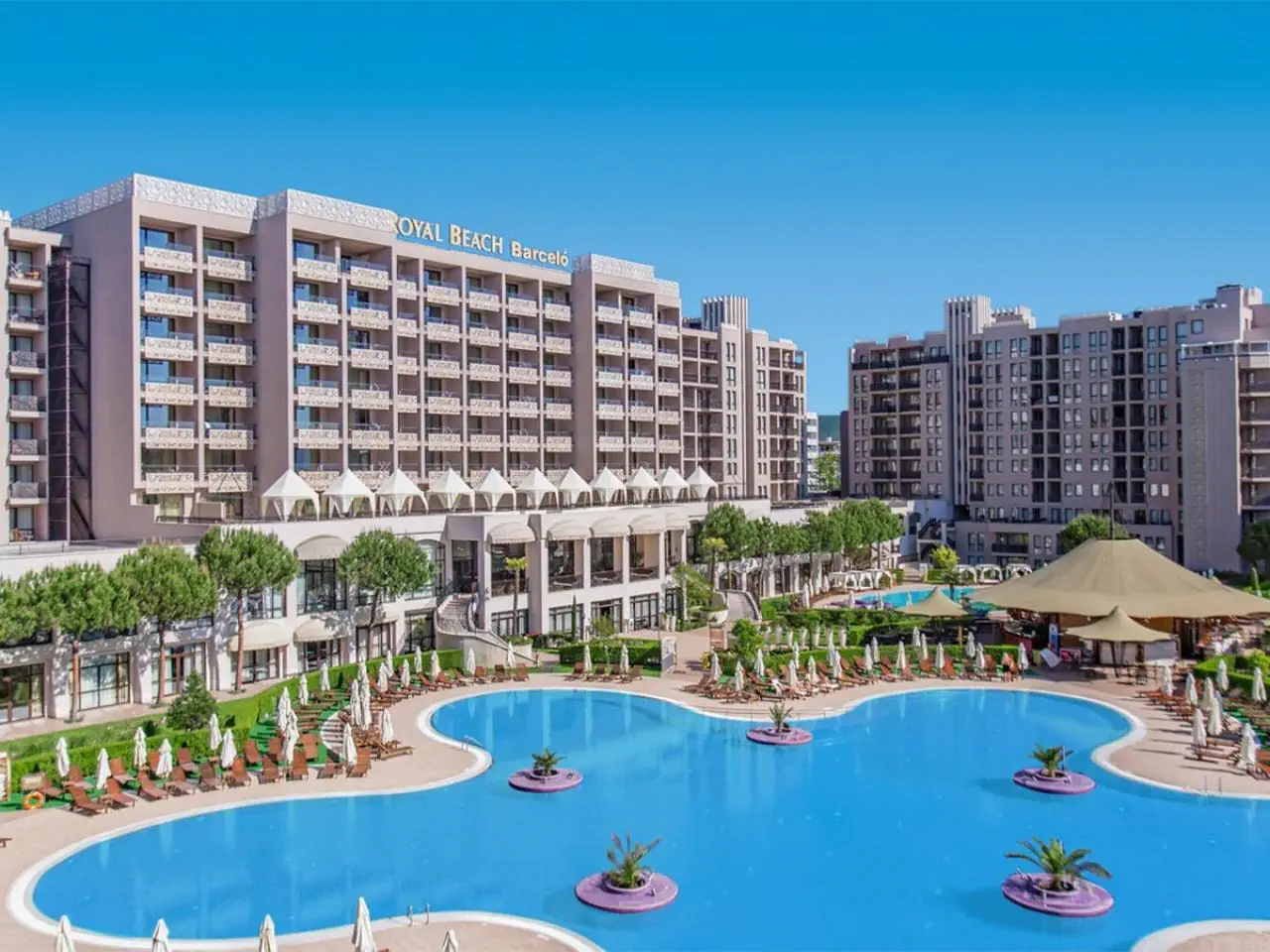 Barcelo Royal Beach