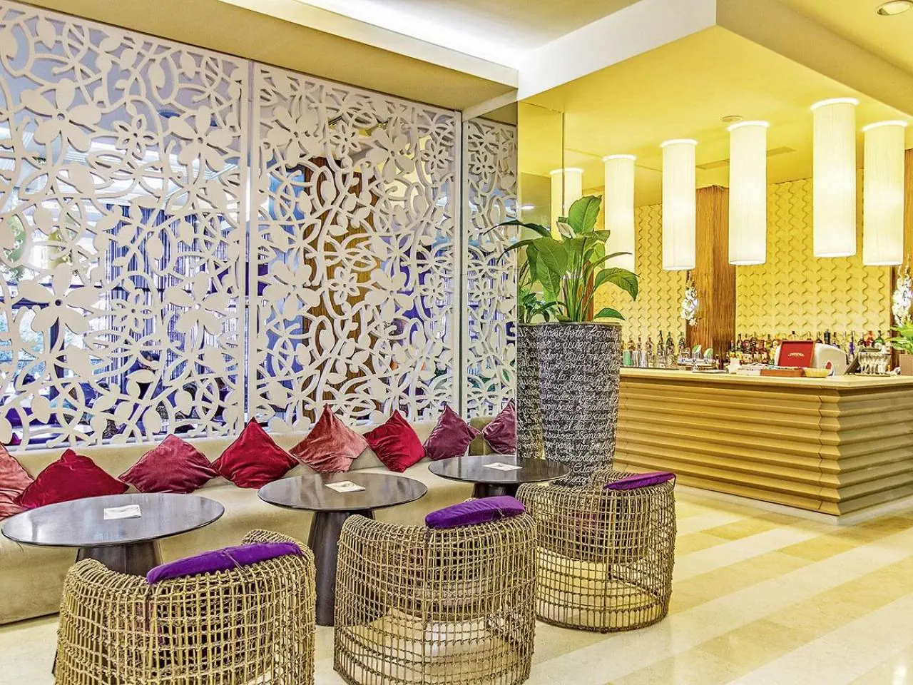 HOTEL Barcelo Royal Beach