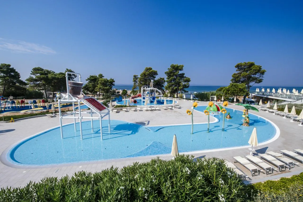 HOTEL Zaton Holiday Resort - Apartments