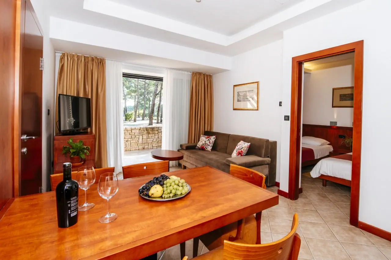 HOTEL Zaton Holiday Resort - Apartments