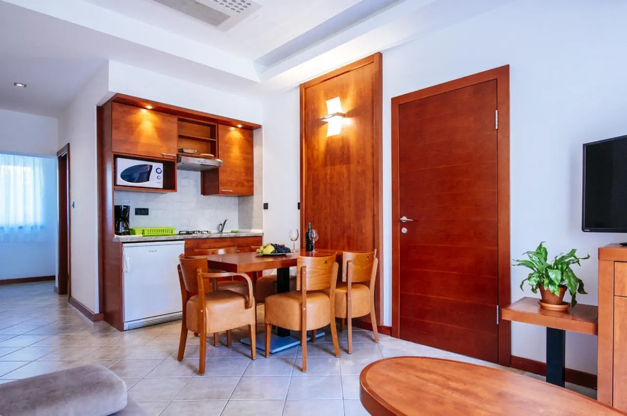 HOTEL Zaton Holiday Resort - Apartments
