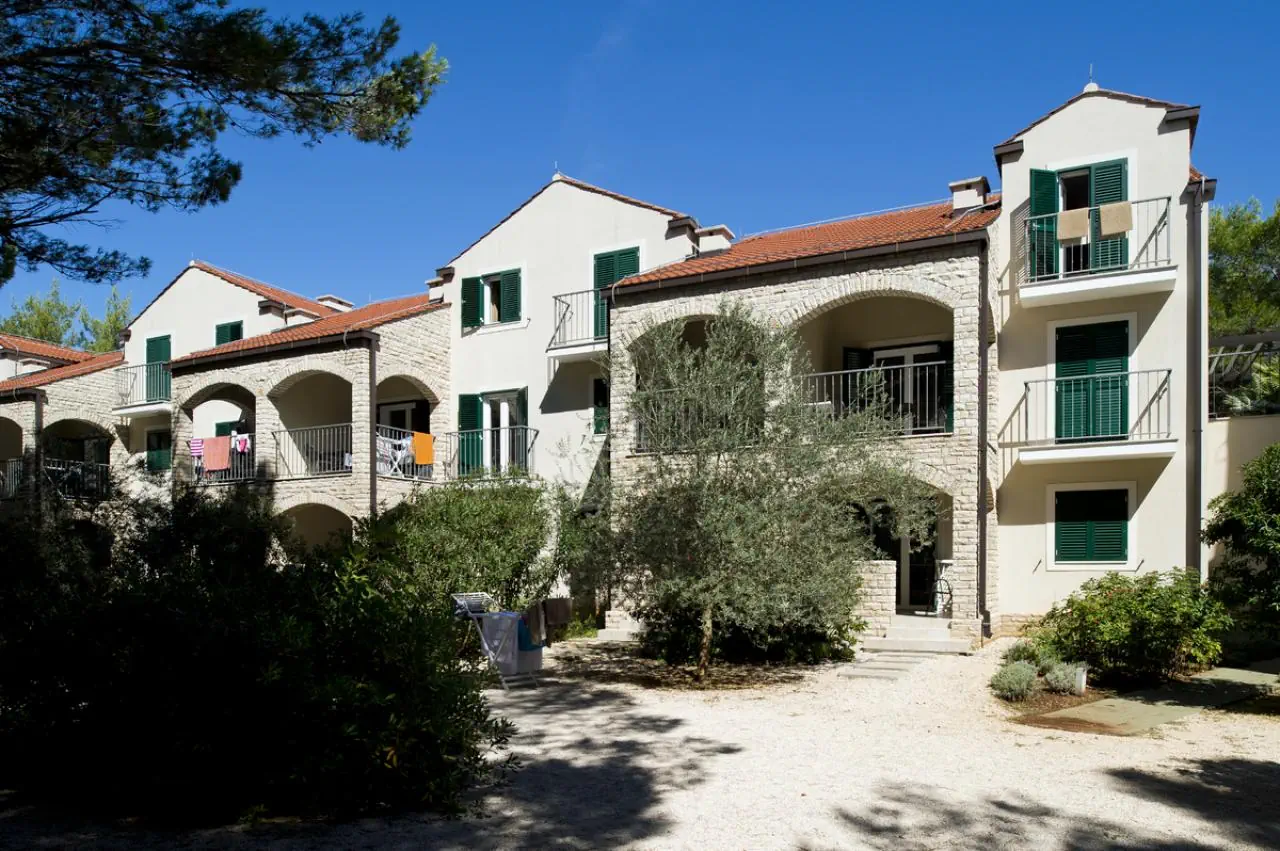 HOTEL Zaton Holiday Resort - Apartments