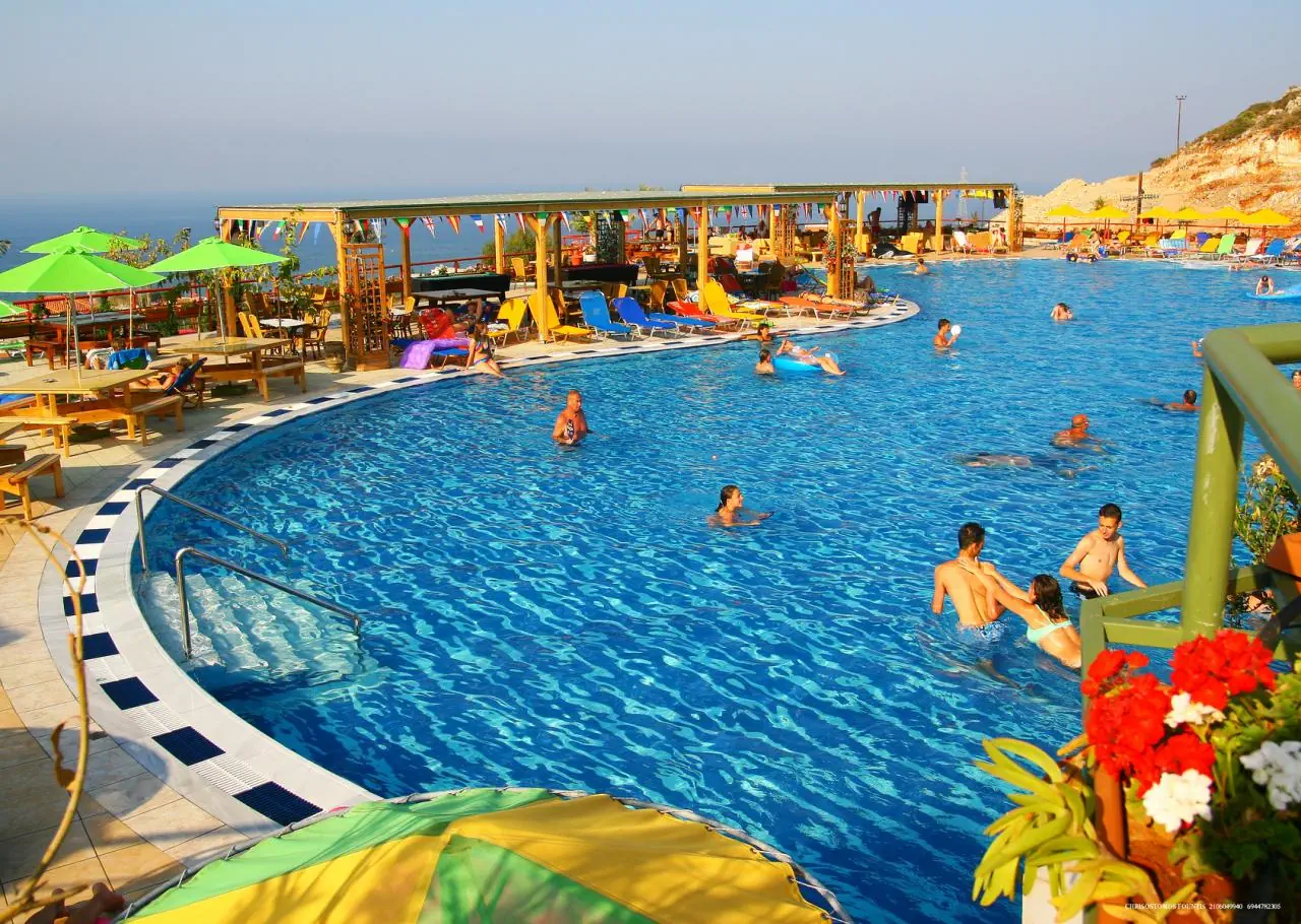 HOTEL Aqua Sun Village