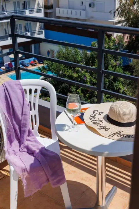 HOTEL Agrabella