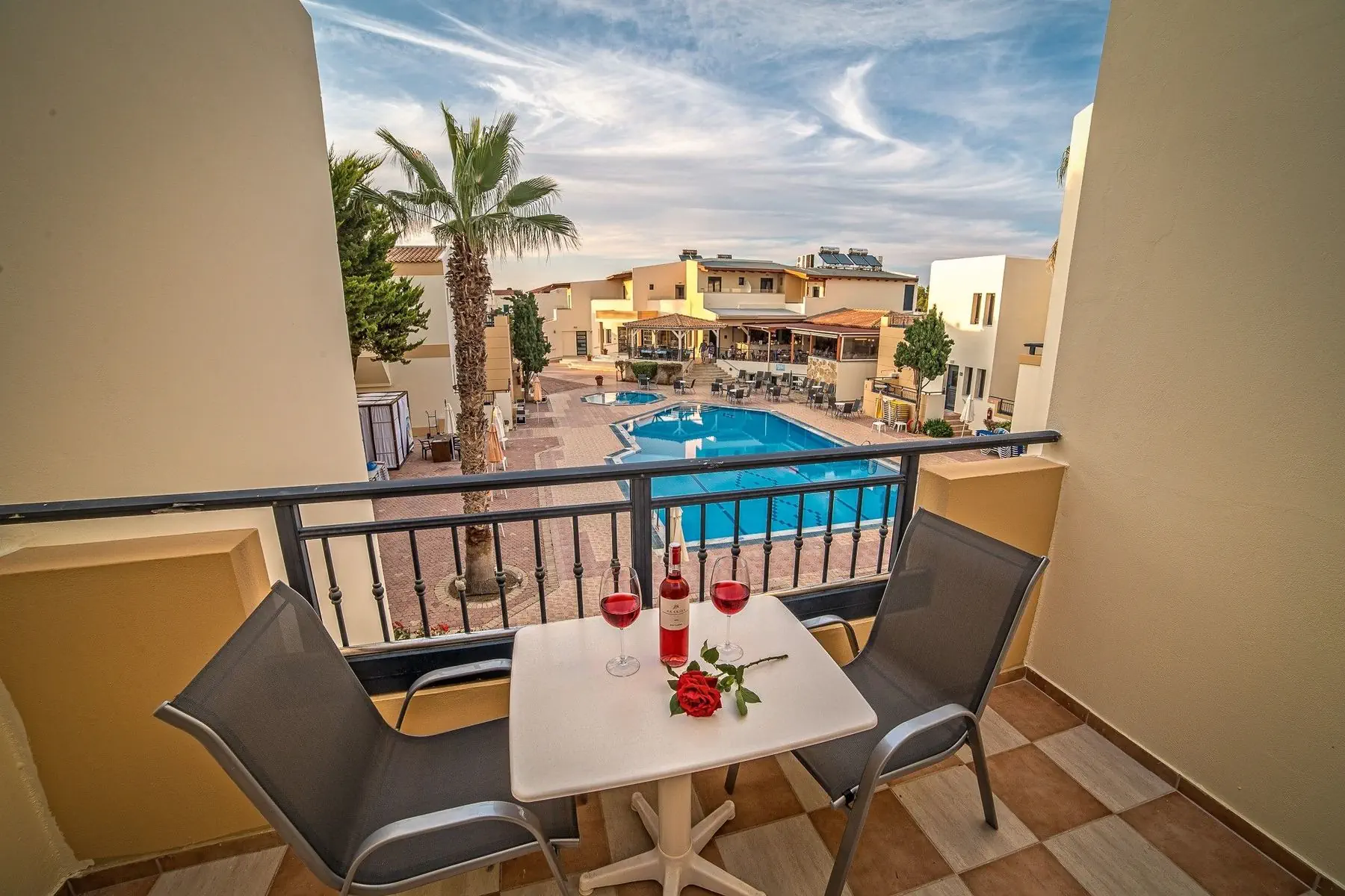 Blue Aegean Hotel & Suites - zdjęcie 16