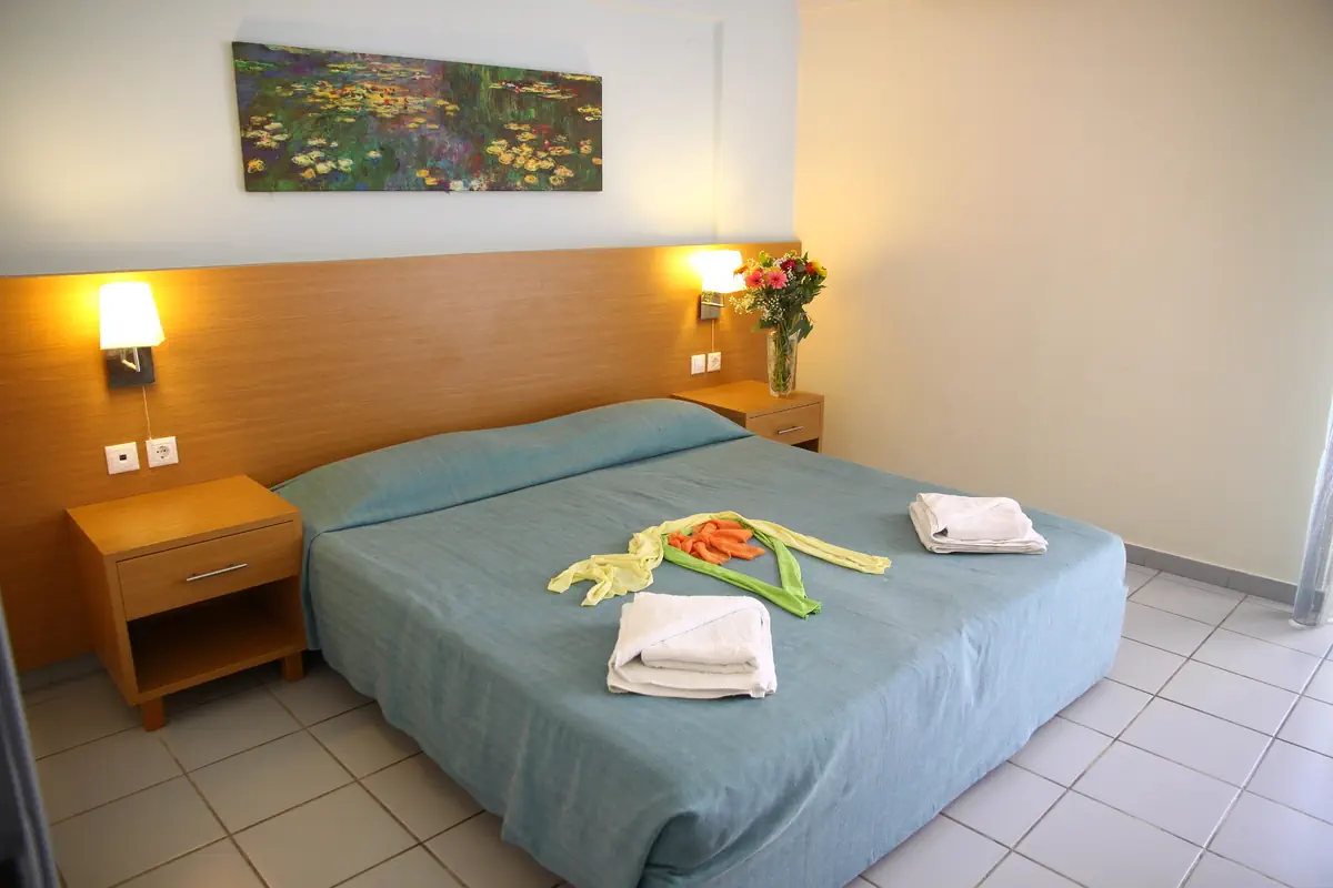 Acropolis Apts