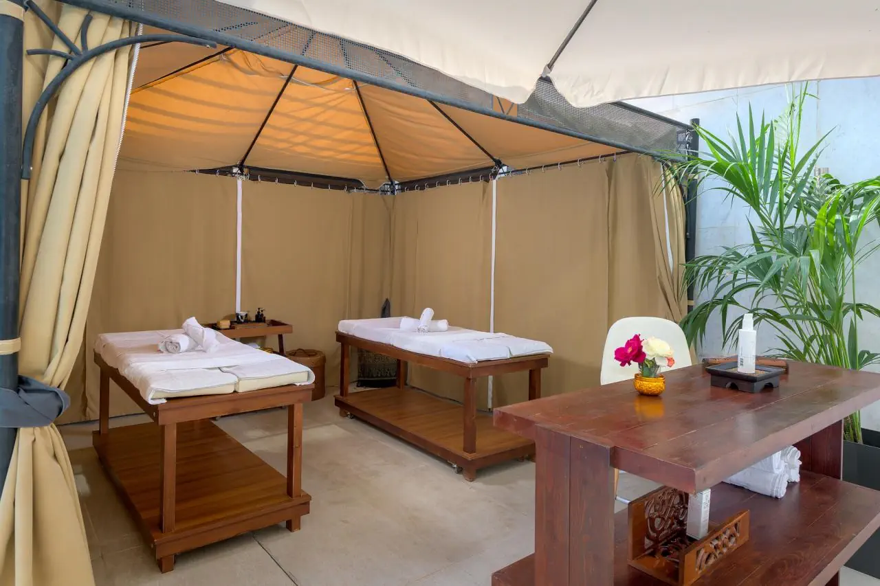 HOTEL Oceanis Beach