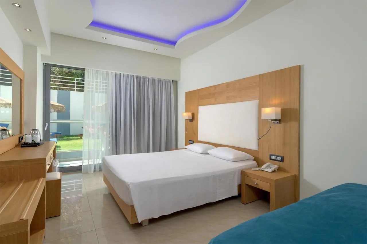 HOTEL Oceanis Beach