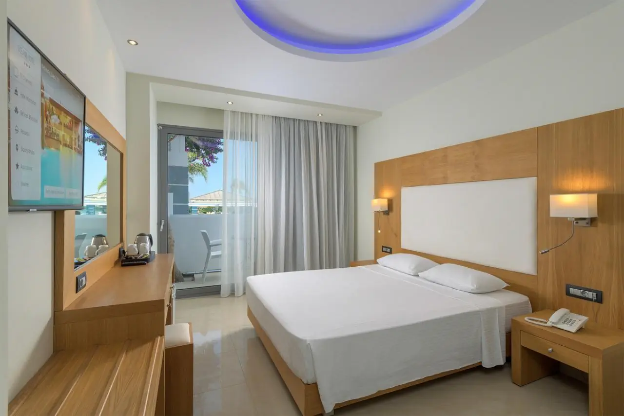 HOTEL Oceanis Beach