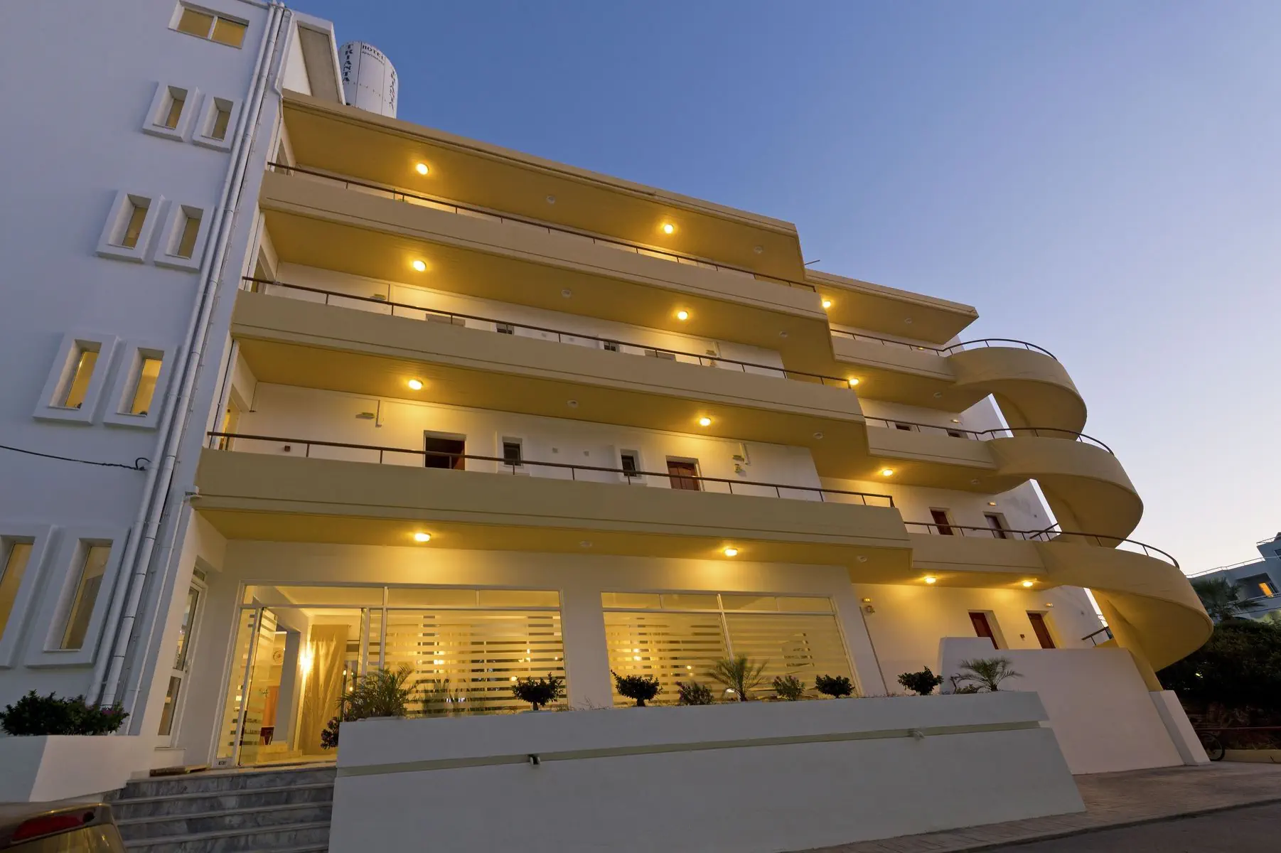 Trianta Apartments - zdjęcie 3