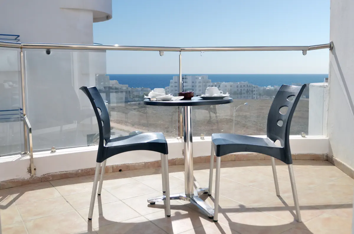 Intouriste Hotel & Suites