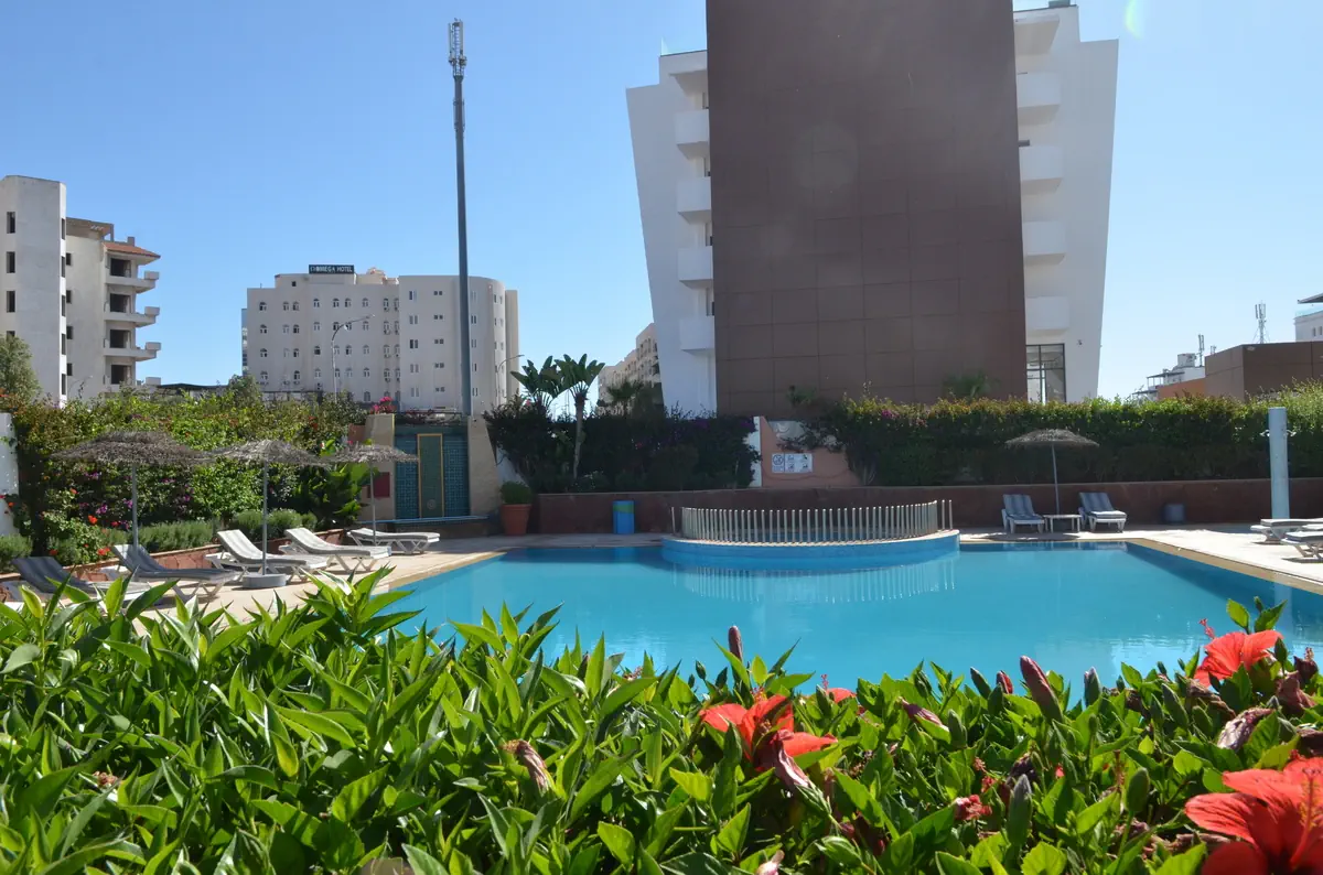 Intouriste Hotel & Suites