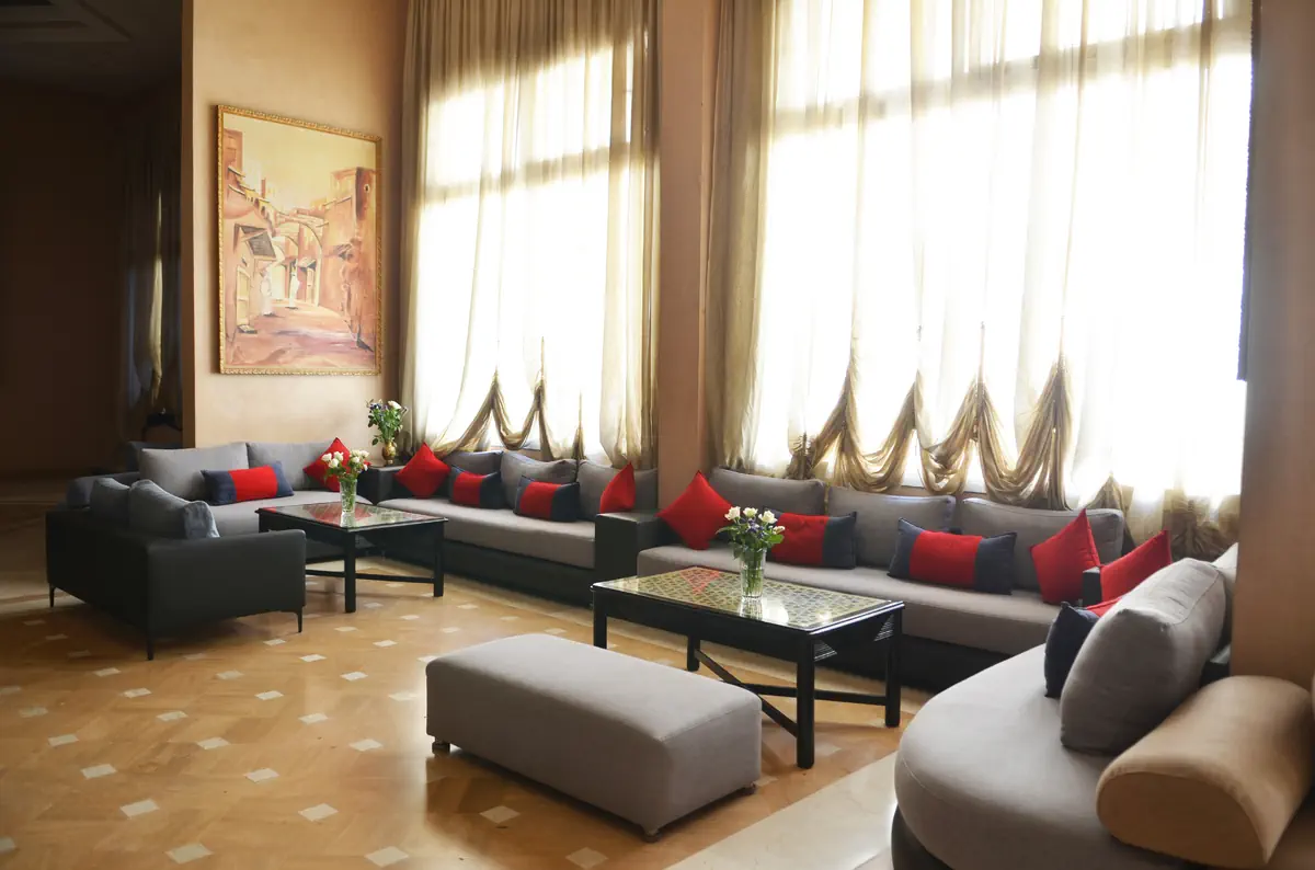 Intouriste Hotel & Suites