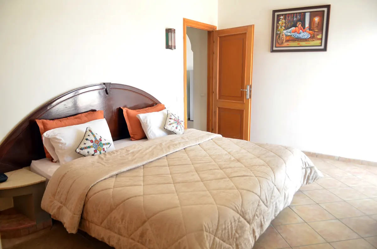 Intouriste Hotel & Suites