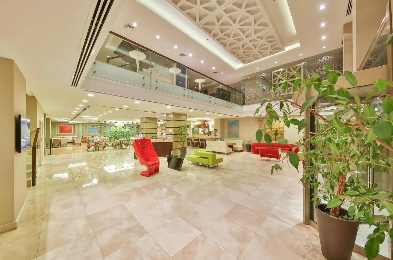 Ramada by Wyndham Istanbul Taksim - zdjęcie 15