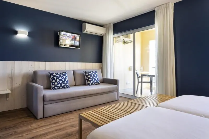 Отель: Adriana Beach Resort