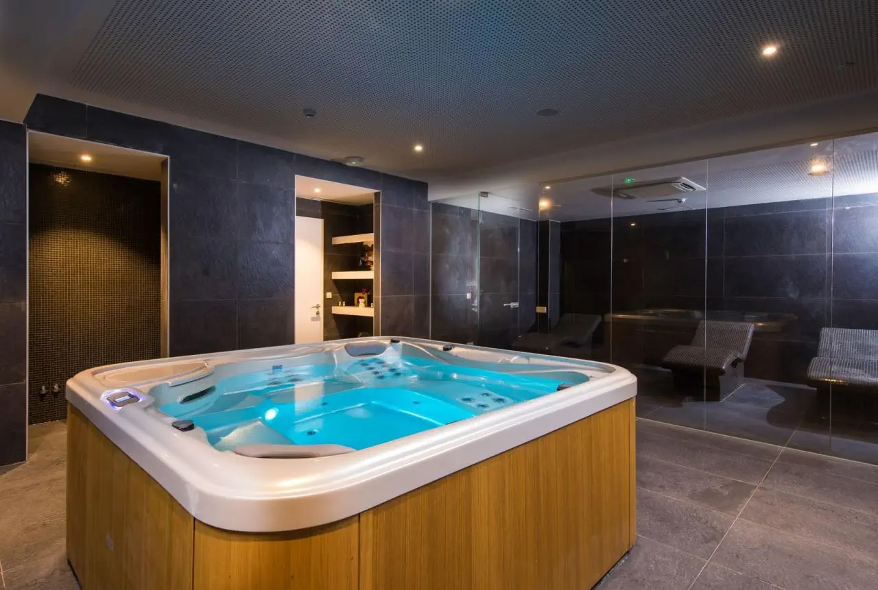 HOTEL Hotel Osmine