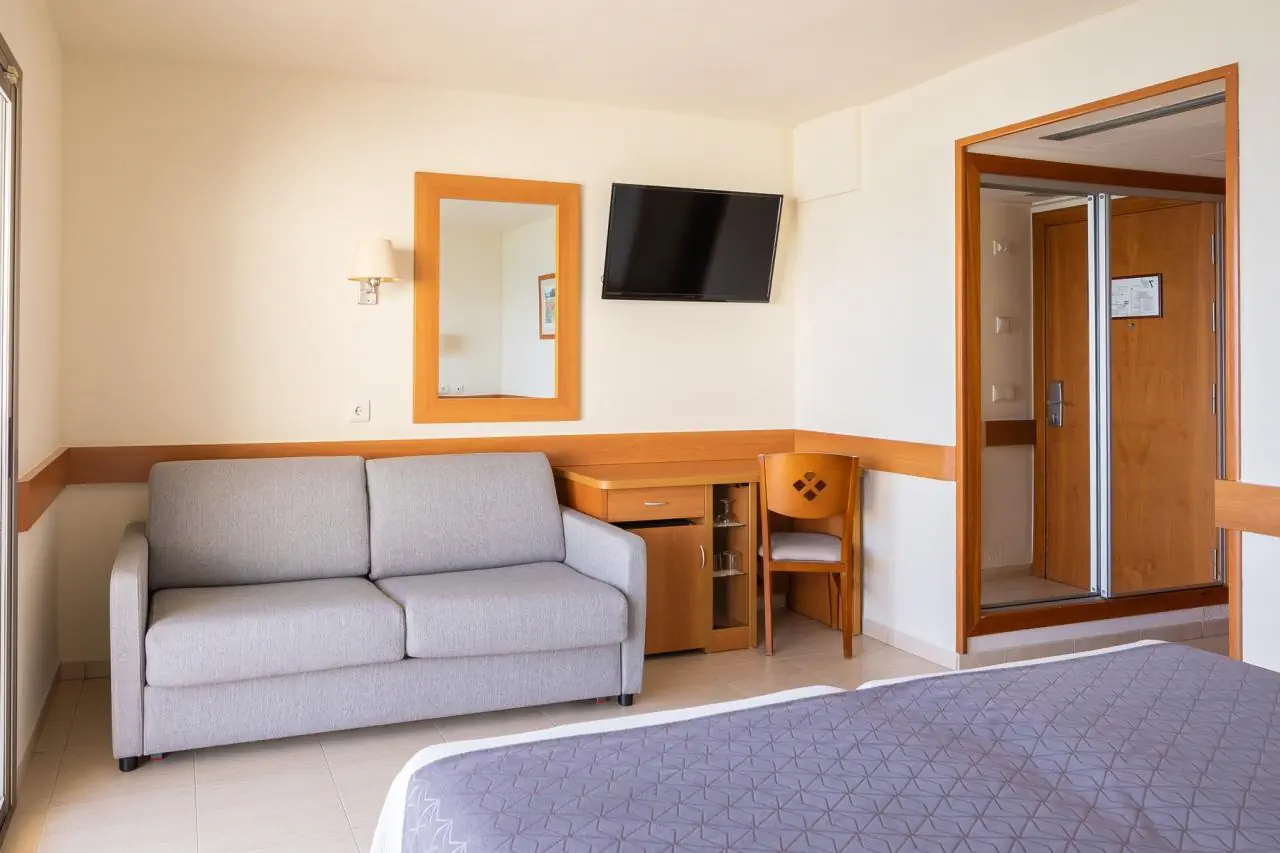 HOTEL HTop Pineda Palace