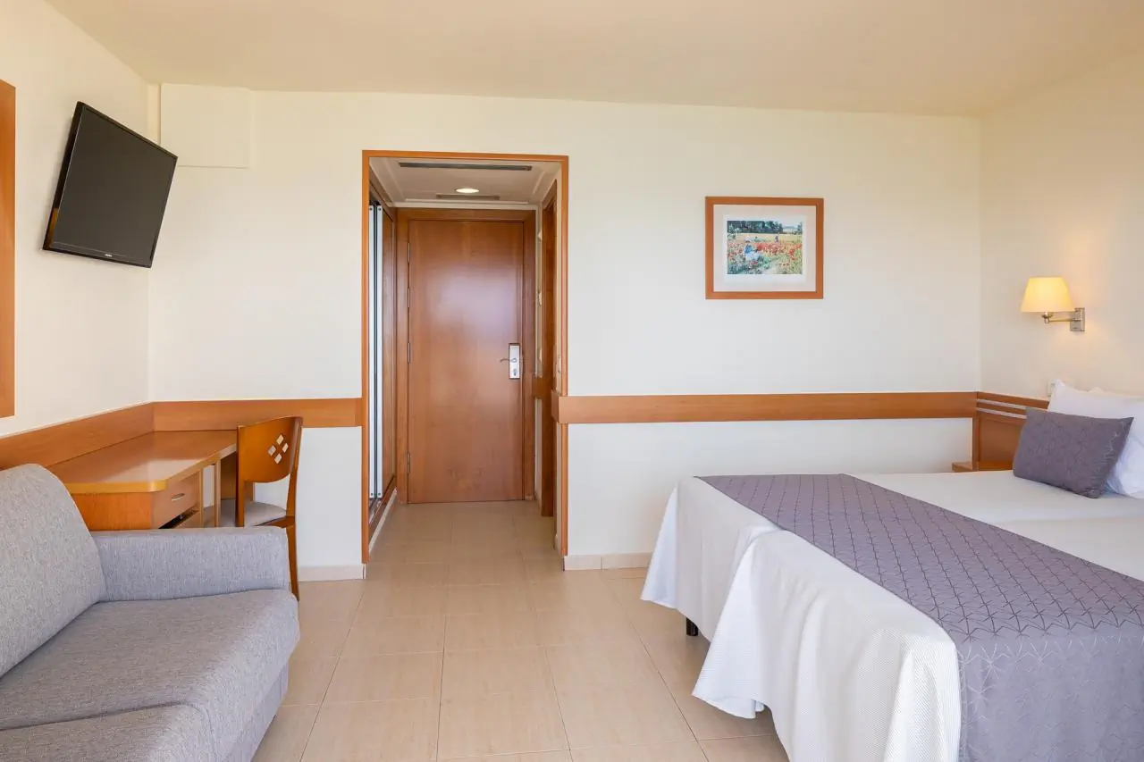HOTEL HTop Pineda Palace