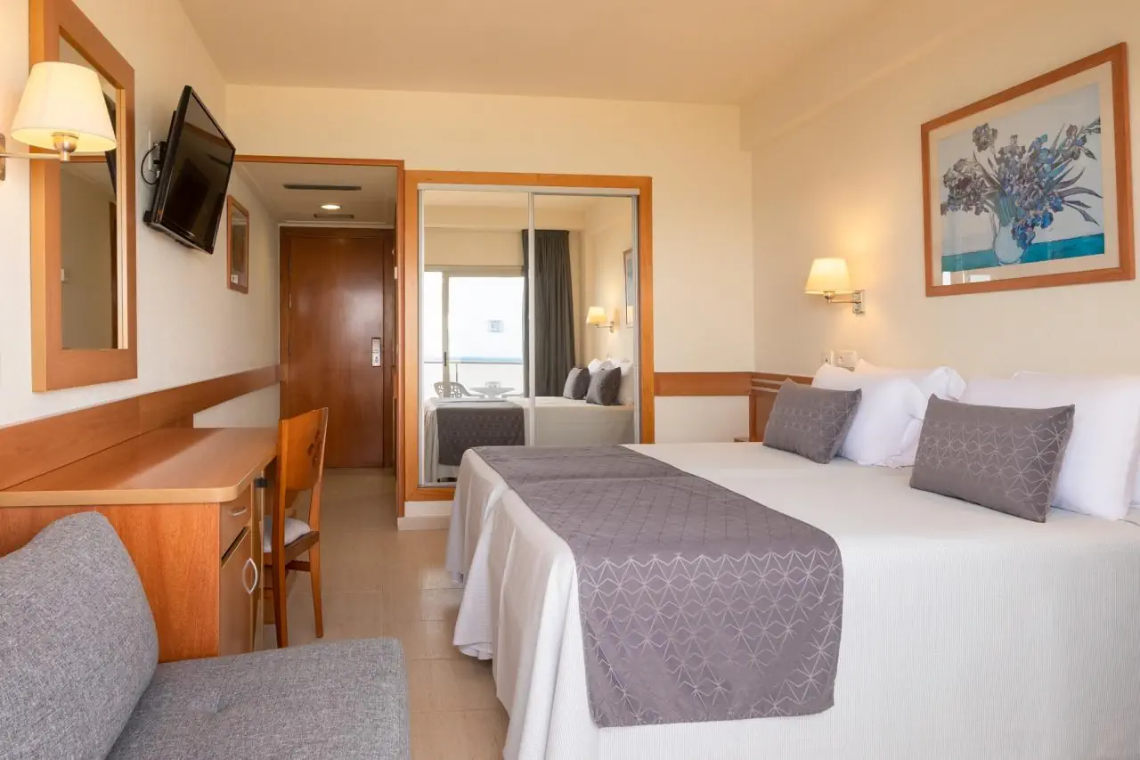 HOTEL HTop Pineda Palace