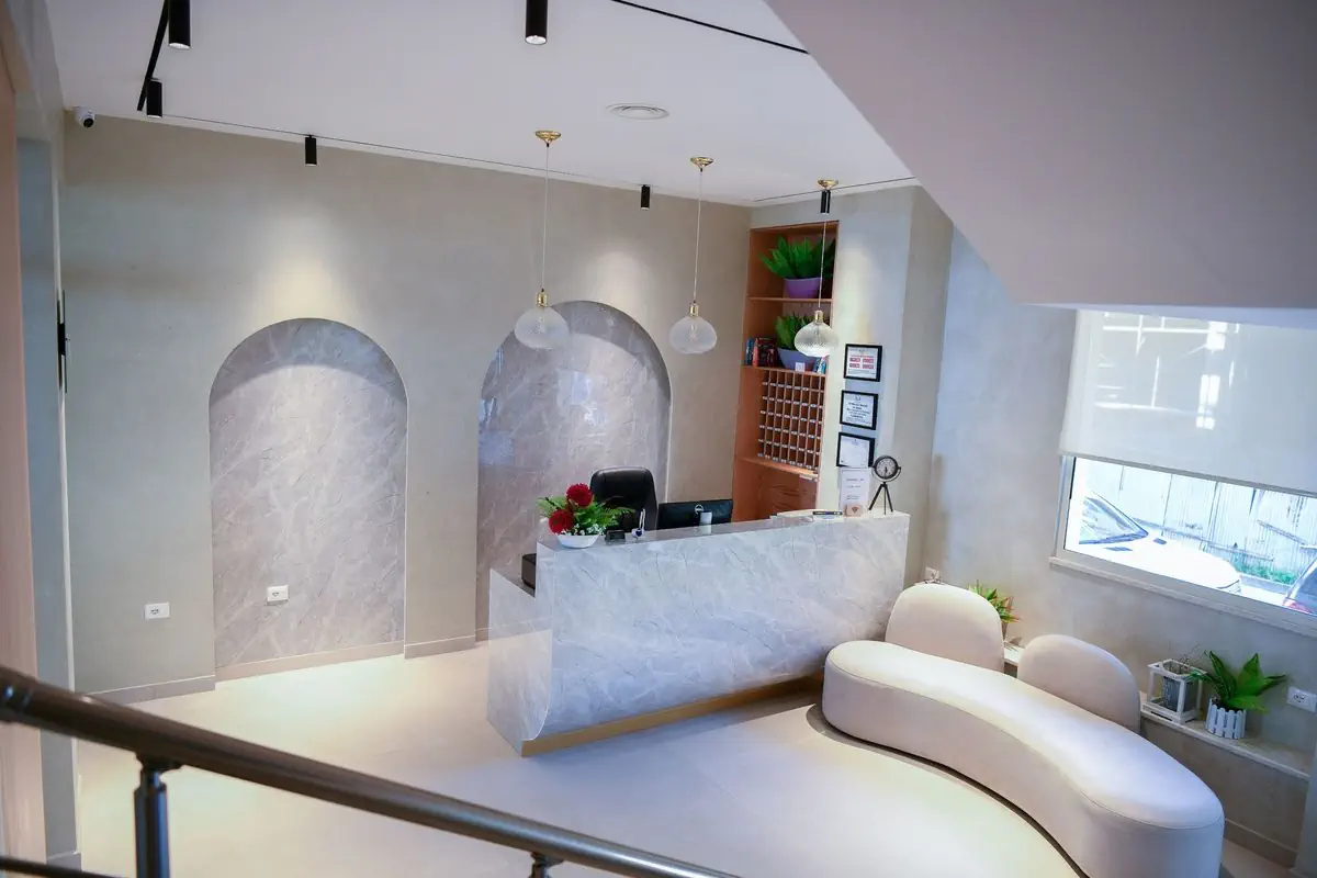 Zanzi Hotel