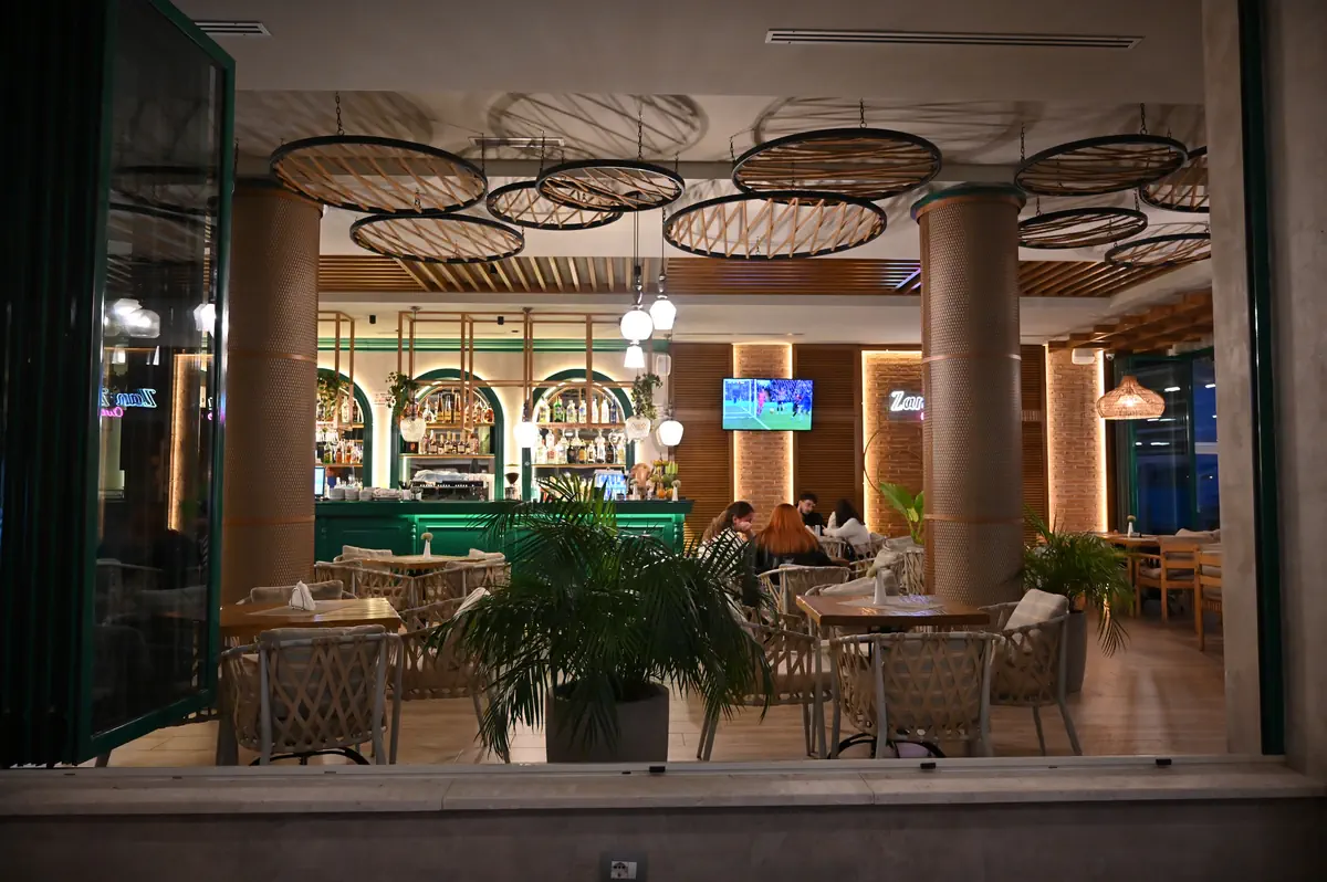 Zanzi Hotel