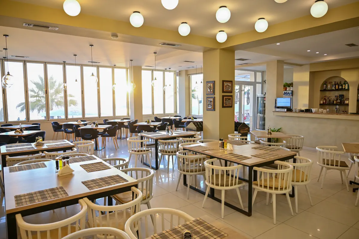 Zanzi Hotel
