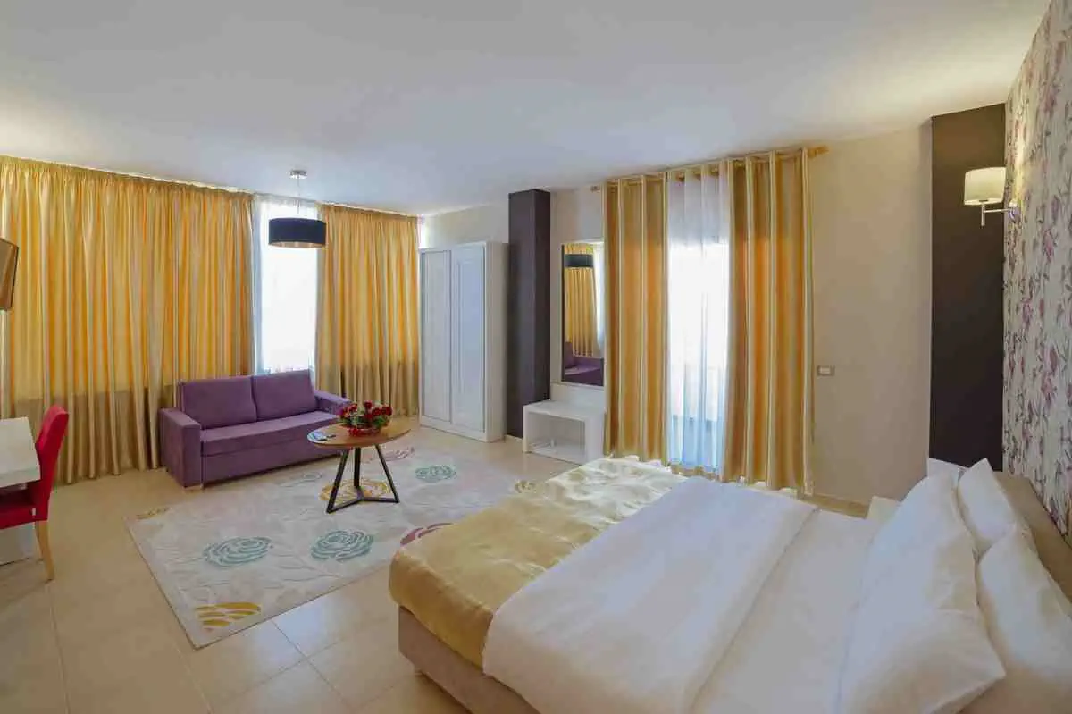 Sun Hotel