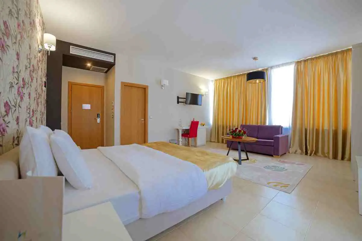 Sun Hotel