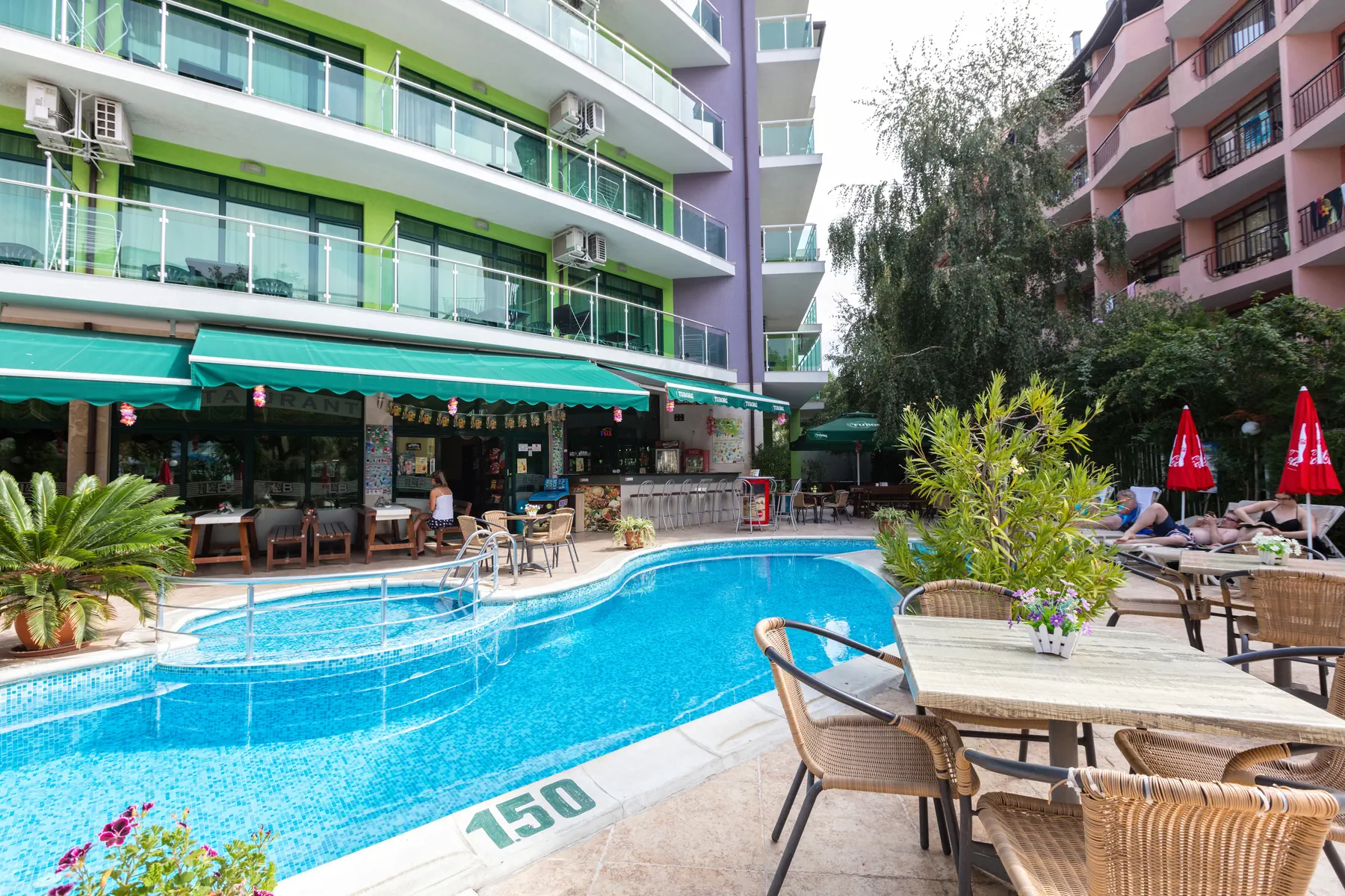 LB Hotel - zdjęcie 2