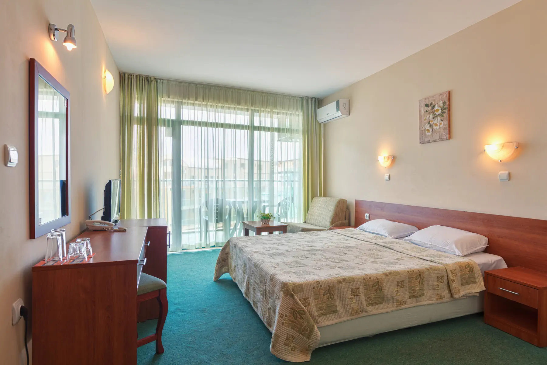 LB Hotel - zdjęcie 3