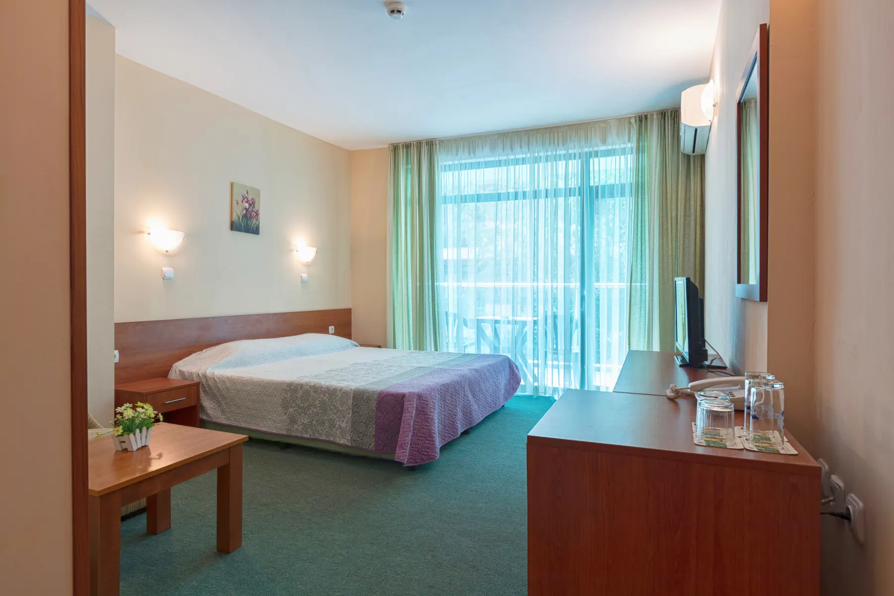 LB Hotel - zdjęcie 12