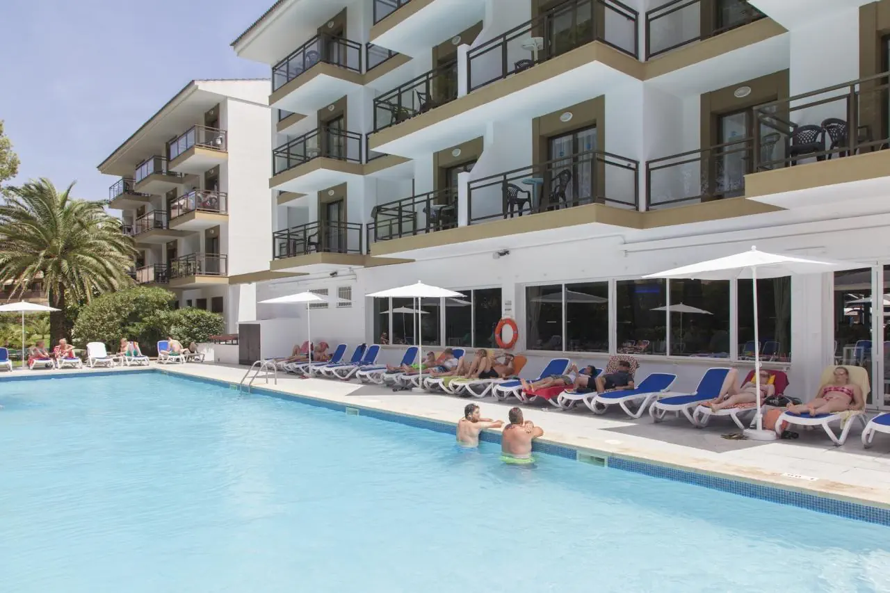 HOTEL Guya Wave