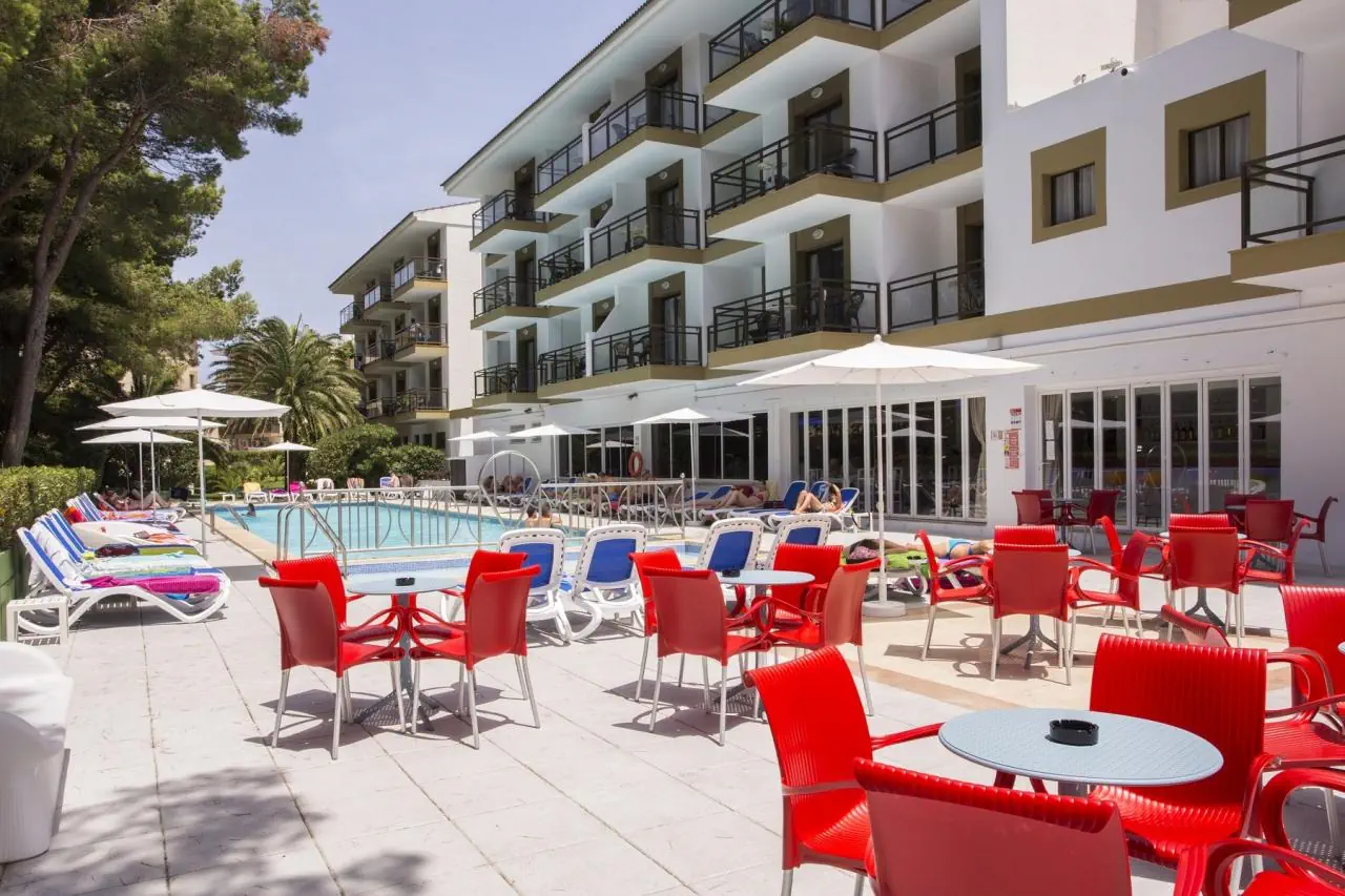 HOTEL Guya Wave