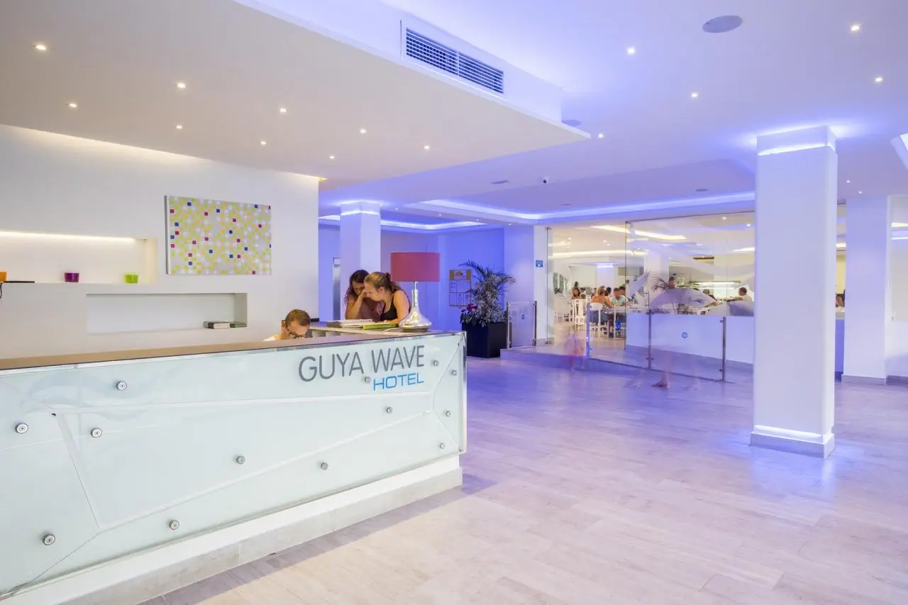 HOTEL Guya Wave
